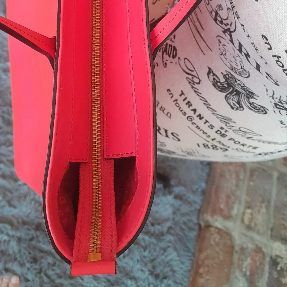 Kate Spade Sawyer Street Tote Geranium NWT - Picture 6 of 12